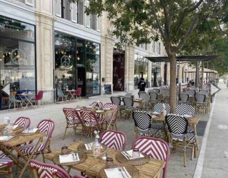 Charmant Studio Quai Joliette Marseille Exterior photo
